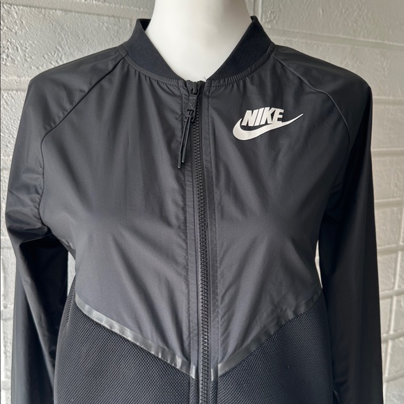 Nike Women's Black Bomber Jacket Size S - Picture 3 of 12